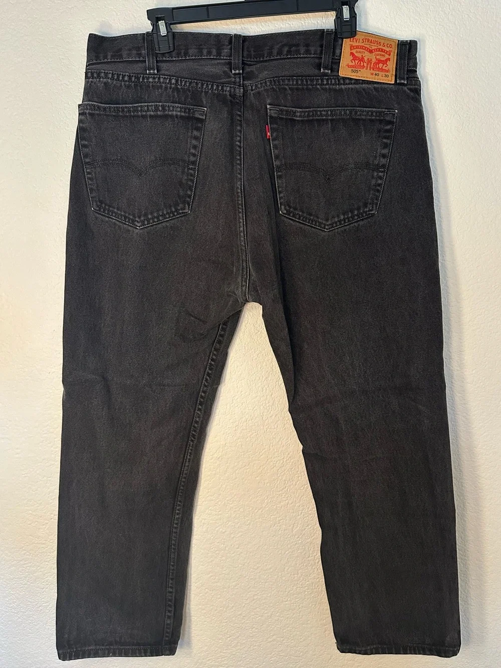 Levi’s 505 Regular Fit Jeans Men’s 40x30 Black Straight Leg Denim Pants
